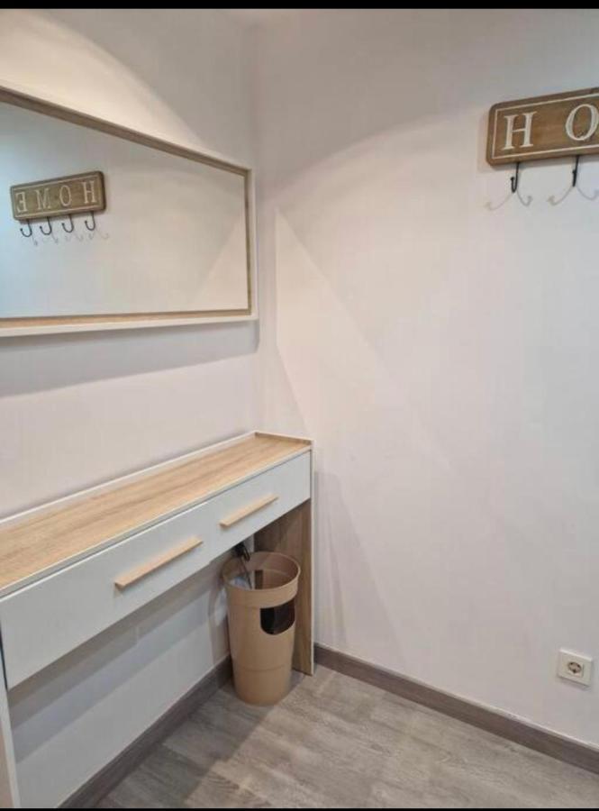 Apartamento Con Terraza Y Parking Gijón Szoba fotó